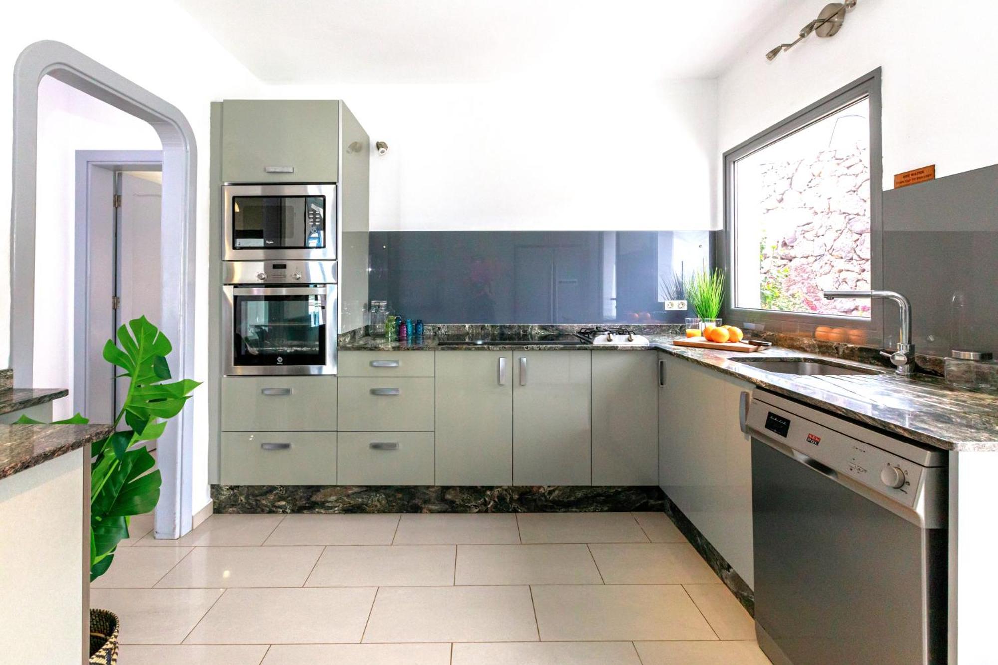 Luxus Villa Mit 5 Schlafzimmern, Heated Pool, Ps4, Fitnessraum Tabayesco Exterior foto